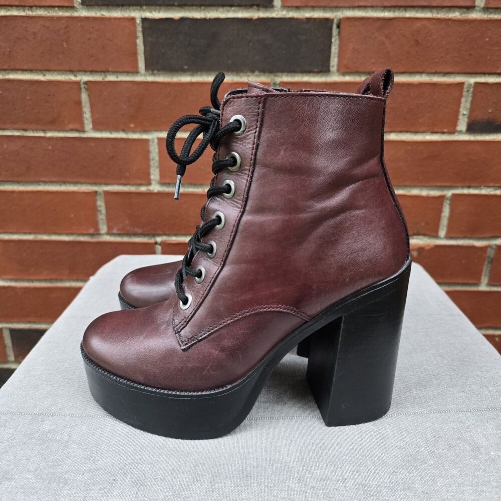 4 1/2" Steve Madden Platform Chunky Gelsey Heel Leather Ankle Boot Size 7M EUC
